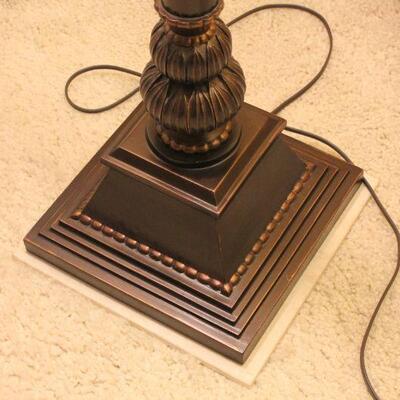 Lot 33 3-light Floor Lamp