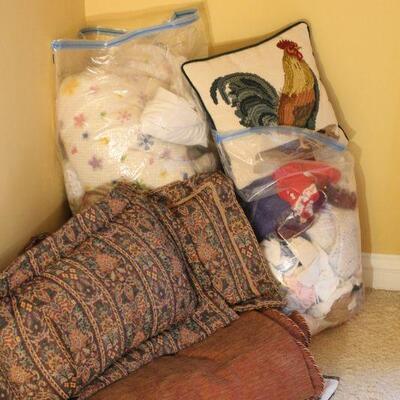 Lot 34 Queen Bed Linen & Misc. Baby Items & Blankets