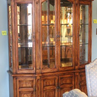 Lot 89 Lighted Display Hutch w/ Storage