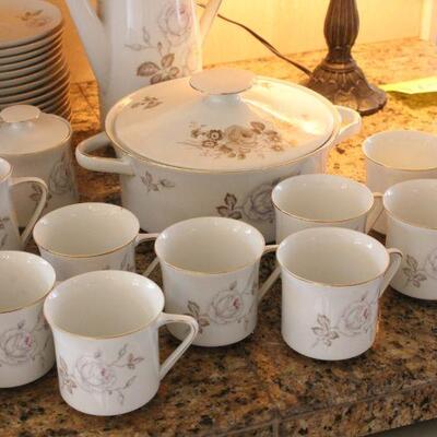 Lot 125 122pc Johann Haviland Bavaria Germany China Set