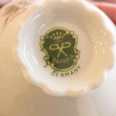 Lot 140 Collectible Porcelain Pieces