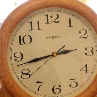 Lot 143 Wood Kitchen Items