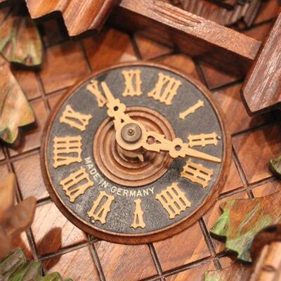 Lot 154 Germany Cuckoo Clock (needs repair, has all pieces)