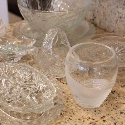 Lot 167 Misc. Glass & Crystal Pieces