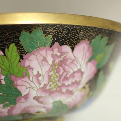 Lot 179 XL Heavy Brass Oriental Décor Bowl