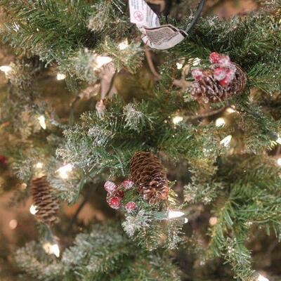 Lot 180 9' Lighted Christmas Tree