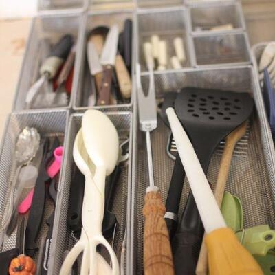 Lot 183 Misc. Kitchen Drawer Contents