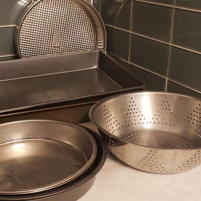 Lot 160: Cooking/Baking Lot