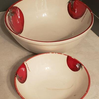 Lot 168: Crate & Barrel Nesting Bowls