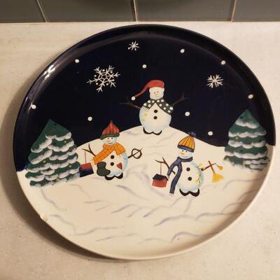 Lot 178: World Market Christmas Platter
