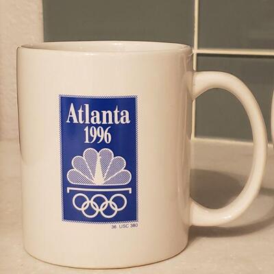 Lot 183: Collector's Coffee Cups (Super Bowl, Final Four, Olympics)