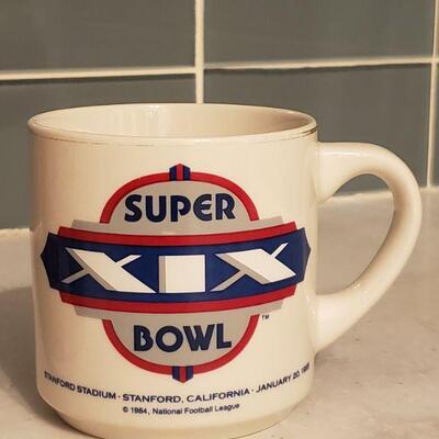Lot 183: Collector's Coffee Cups (Super Bowl, Final Four, Olympics)