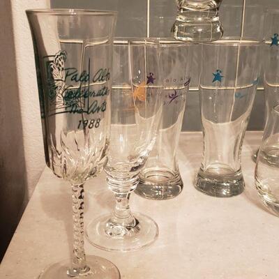 Lot 184: Palo Alto Festival of the Arts Collectors Glasses