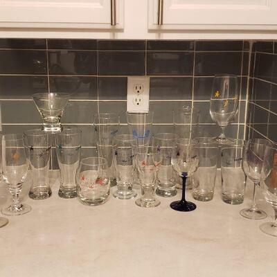 Lot 184: Palo Alto Festival of the Arts Collectors Glasses