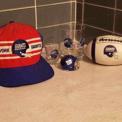 Lot 187: New York Giants Memorabilia