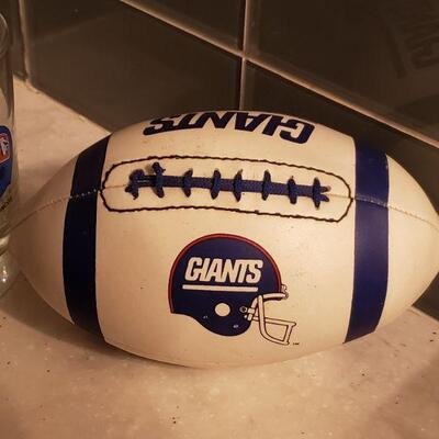 Lot 187: New York Giants Memorabilia