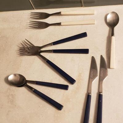 Lot 193: Vintage Anacapa Flatware