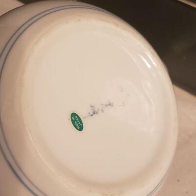 Lot 194: Japanese Tea Pot with Strainer