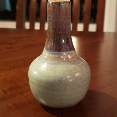 Lot 199: Small Pottery Vessel