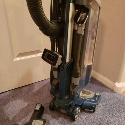 Lot 202: Shark Rotator Power Lift Away Vaccum