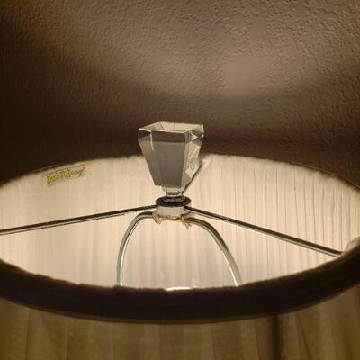 Lot 207: Dale Tiffany Lamp 27" tall