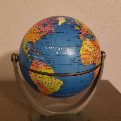 Lot 210: Small Desktop Globe
