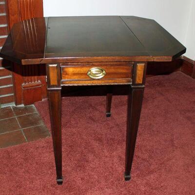 Mahogany Inlaid Drop Leaf End table with 1 Drawer