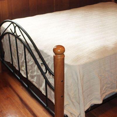 Wood and Metal Full Size Bed