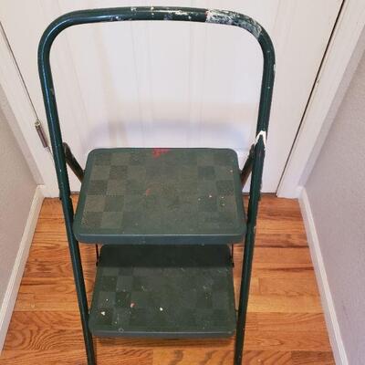 Lot 224: Cosco 2 Step Ladder
