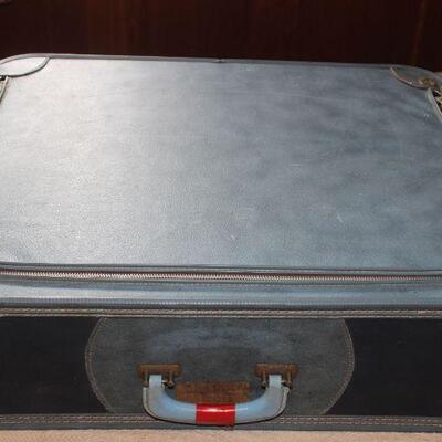 Vintage lot of Full sized Suitcases