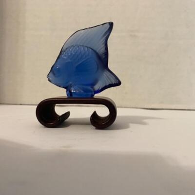 C - 496: Lalique Blue Fish 