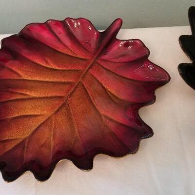 Lot #79  Set of Mid-Century graduated Leaf Plates