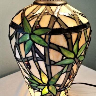Lot #84  Beautiful Tiffany Style Table Lame - Base lights up