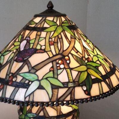 Lot #84  Beautiful Tiffany Style Table Lame - Base lights up