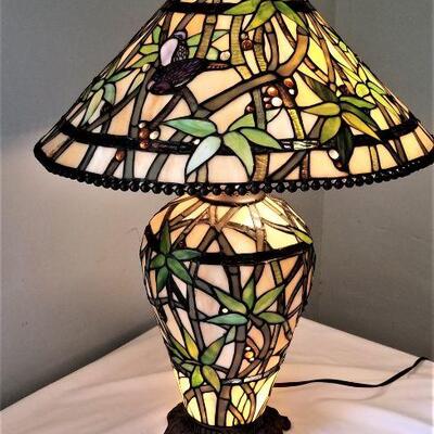 Lot #84  Beautiful Tiffany Style Table Lame - Base lights up