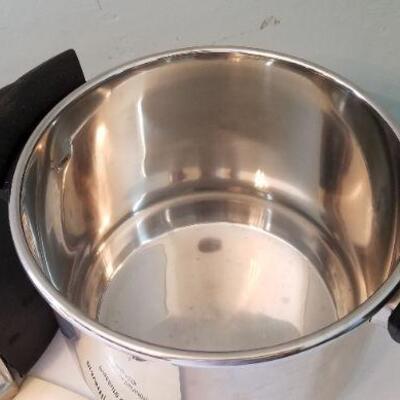 Lot #91  Bravetti Euro Pro Pressure Cooker