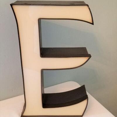 Lot #92  Light Up "E"
