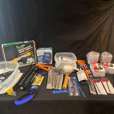 Lot 106 - Tools, Hardware and Accessories (Circular drill bits, 2 Porter-Cable 12V batteries. saw, saw blades, LCD digital auto-ranging...
