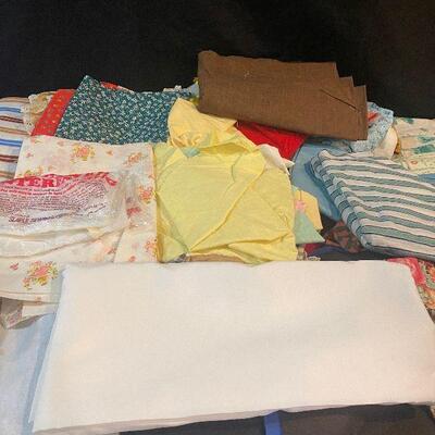 Lot 112 - Large Collection of Fabrics and Patterns
