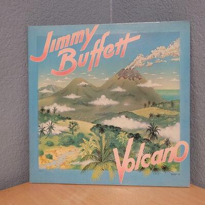 Lot #318: (2) Vintage JIMMY BUFFETT Music Vinyl LP Records