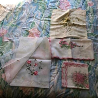 Lot 39U. Cotton gloves, French maidâ€™s accessories, menâ€™s and womenâ€™s assorted vintage hankies, multiple vintage tablecloths with...