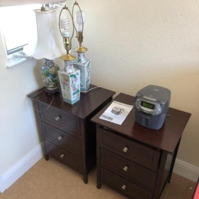 Lot 40U. Two bedside tables with 3 drawers, 3 Asian lamps (2 of which have no shades);=, 1 Phillips CD alarm clock (works)--$75