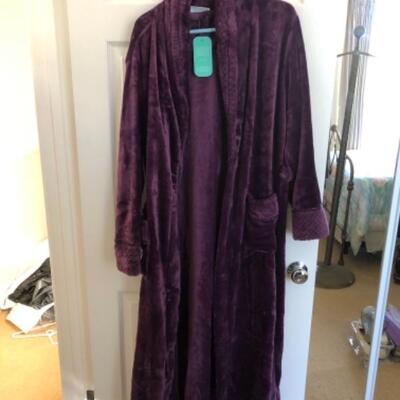Lot 45U. Three leather skirts (Size 16), 1 sweater set, robes (new),  bed jackets: chiffon and faux fur--$175
