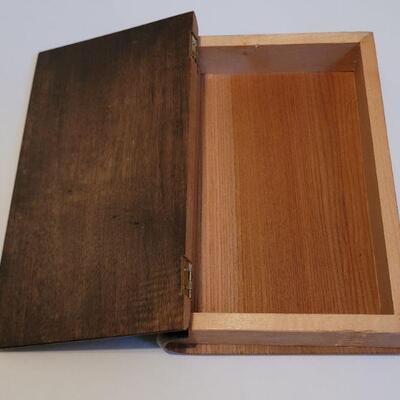 Lot #356: Vintage Wooden Hideaway Book Box 