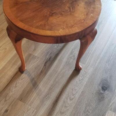 Small Round Table Lot