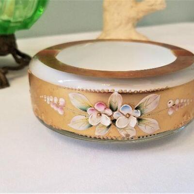 Lot #115  3 piece bric a brac lot
