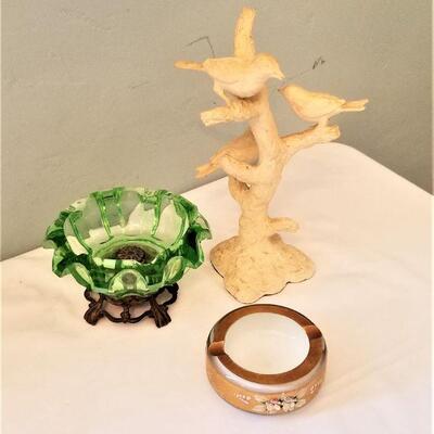 Lot #115  3 piece bric a brac lot