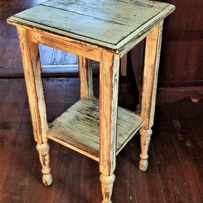 Lot #119 Small Vintage Side Table