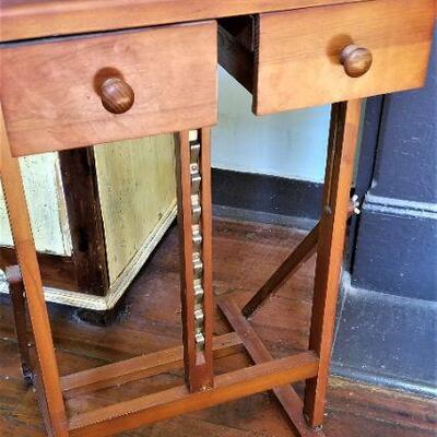 Lot #122 Artist's Easel