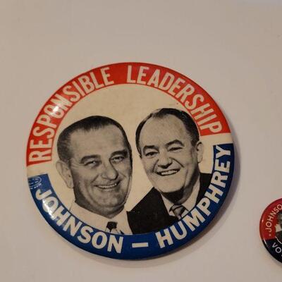 Lot #386: Vintage LYNDON B. JOHNSON Political Buttons